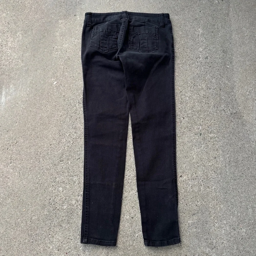 Tripp Nyc Black Skull Button Fly Alternative Skinny Tapered Women's Jeans Size 1 - Picture 2 of 3